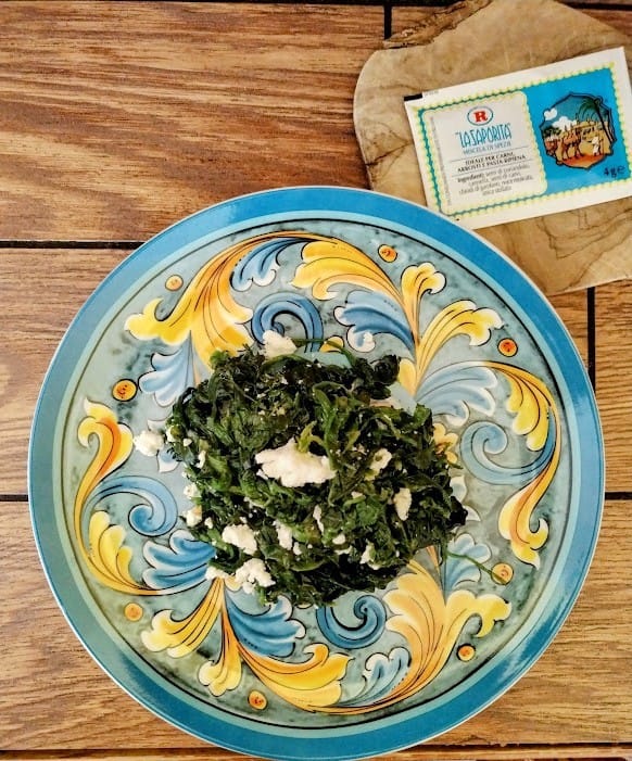 Magna la Grecia - Spinaci saporiti con la feta